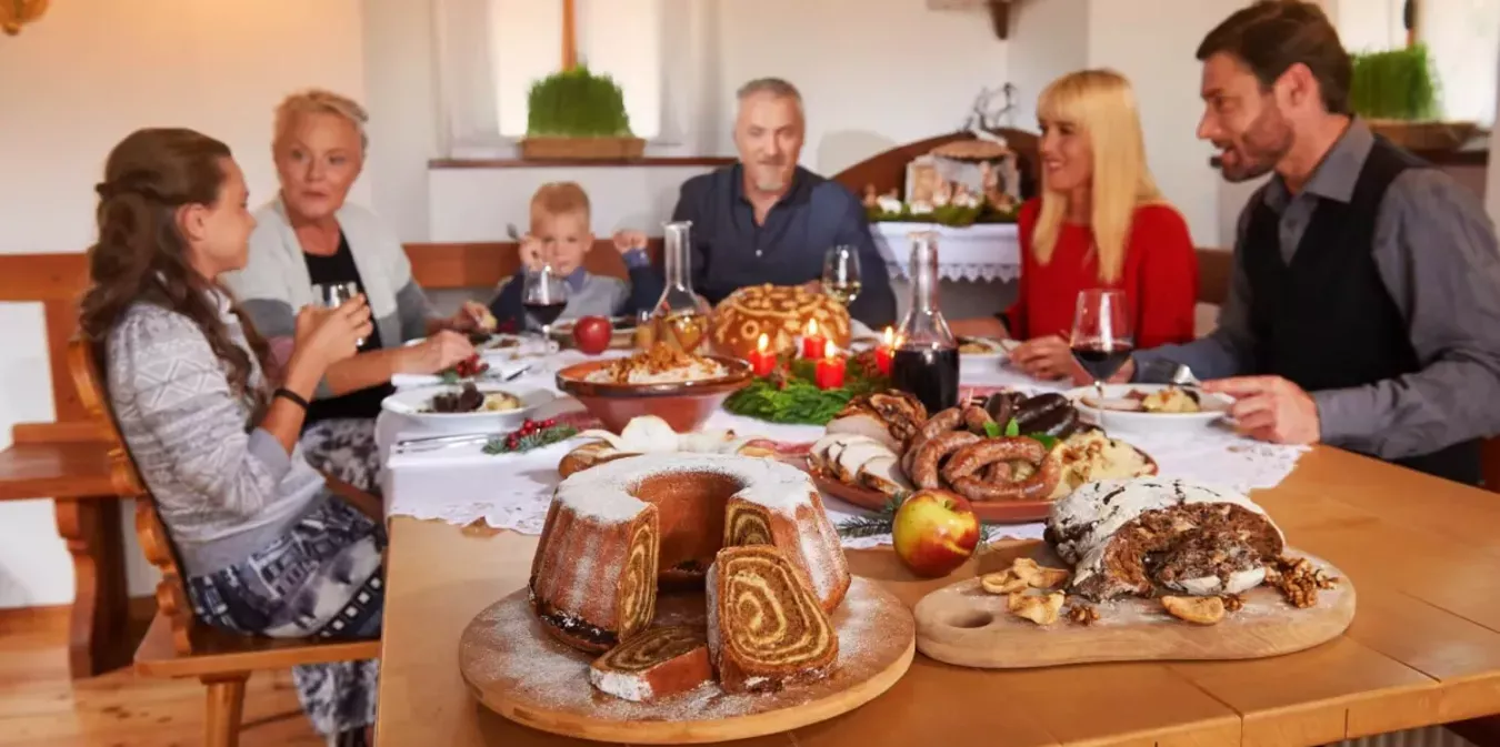 Gastronomic Customs: Celebration Meals and Slovenian Family Hospitality